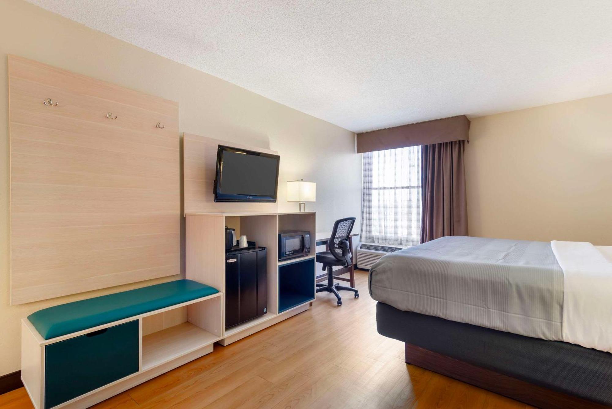 Quality Inn Valley - West Point מראה חיצוני תמונה